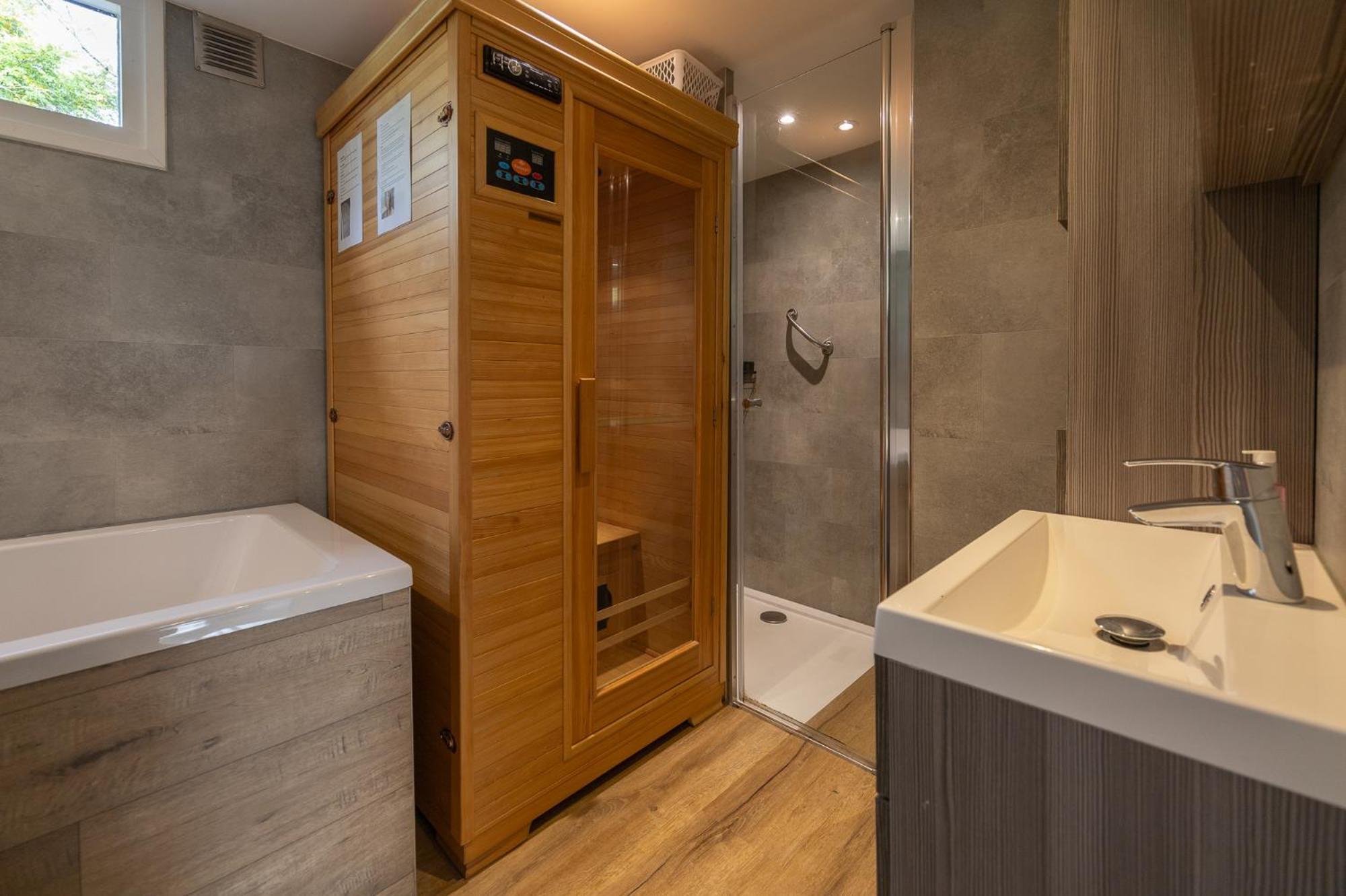 Vakantiehuis Veluws Genieten Met Whirlpool En Sauna Doornspijk Exterior photo